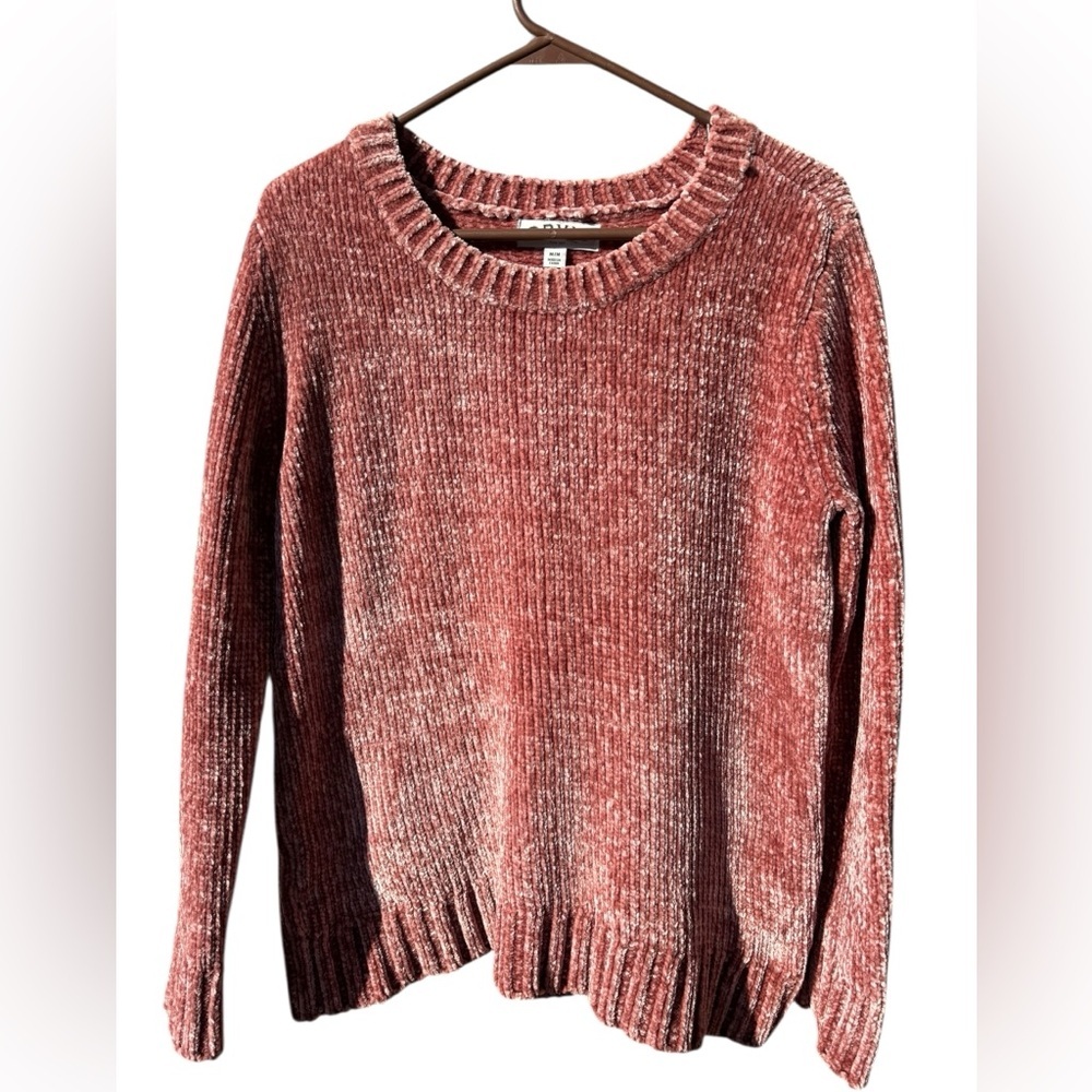 Orvis Women's Sweater in Rust Red